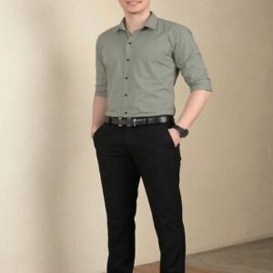 Men Slim Fit Solid Spread Collar Formal Shirt