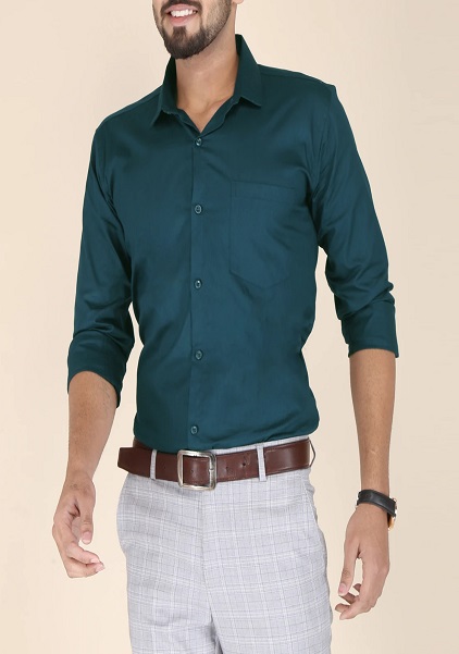 Solid spread collar Formal Shirt For Men