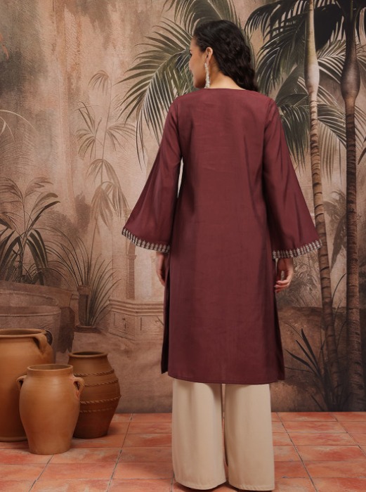 Elegant Women’s Zari A-Line Kurta with Flared Sleeves – Black & Maroon