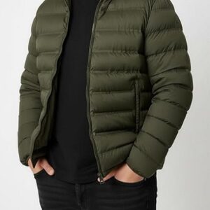 Hooded And Light Weight Winter Puffer Jacket For Men